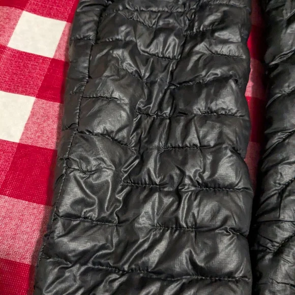 Patagonia Micro Puff Womens Hoodie - Picture 8 of 9